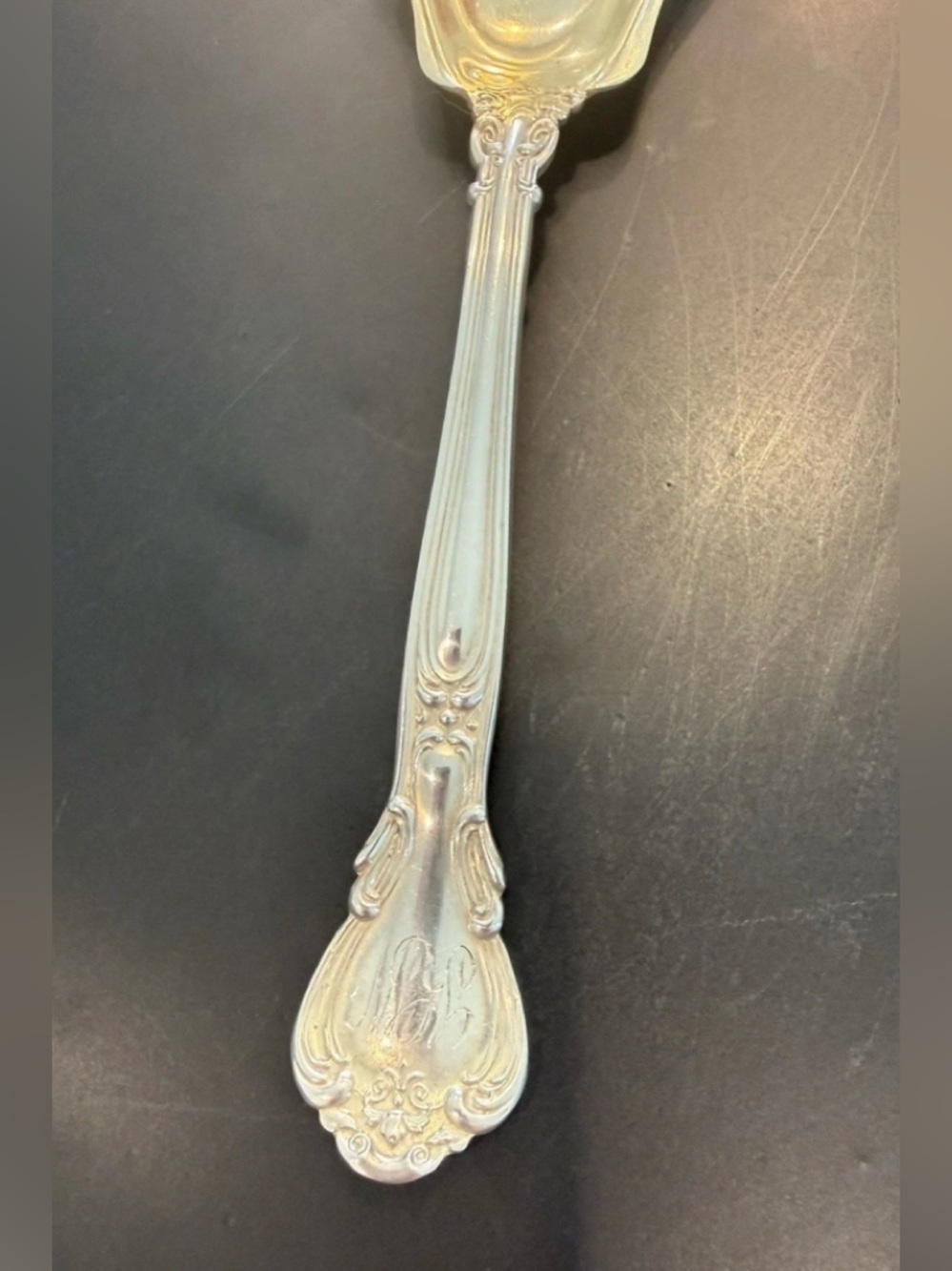 Chantilly by Gotham Antique Collect 1895 Sterling Silver casserole Spoon Piece - Picture 5 of 12